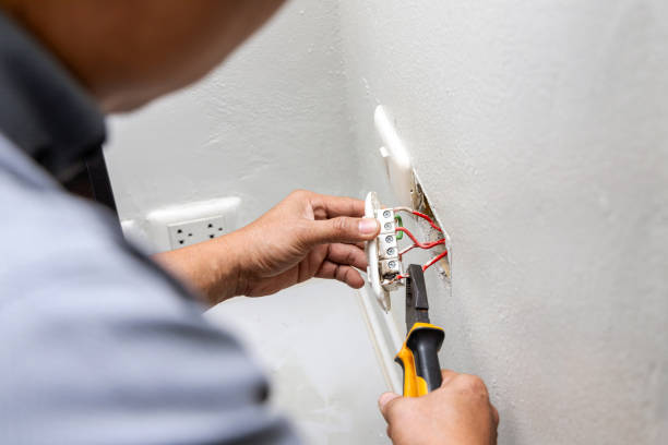 Best Electrical Outlet Repair  in Lexington, MS